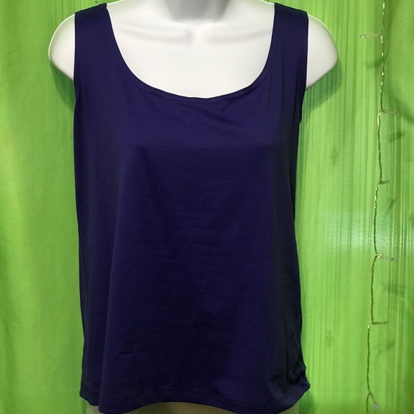Jillian & Nicole silky tank - Picture 1 of 3